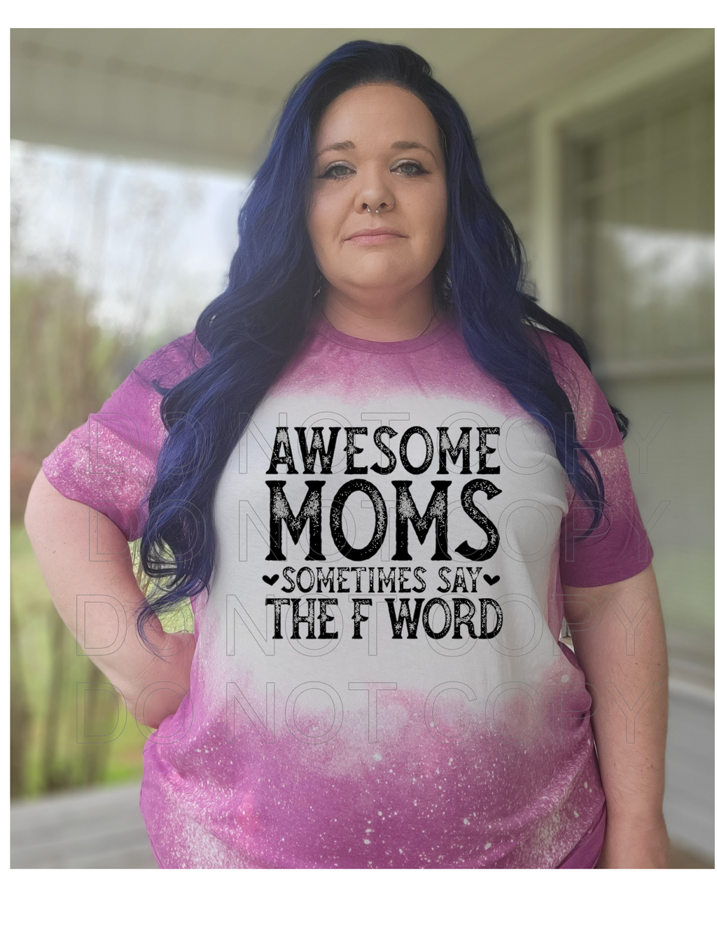 AWESOME MOMS TEE
